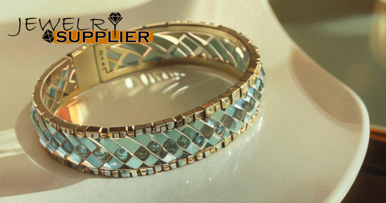 Women-bracelet-supplier